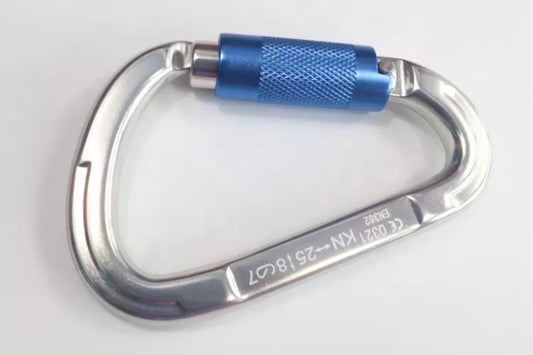 Auto lock carabiner